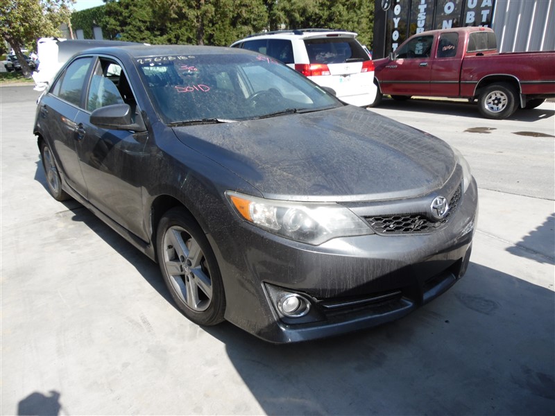 2012 TOYOTA CAMRY LE GRAY 2.5 AT Z19776